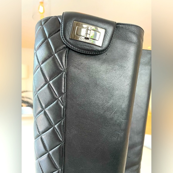 Chanel Riding Boot Knee-High Black Leather Size 40 - Picture 2 of 6